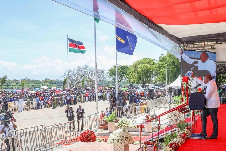 President Uhuru Kenyatta delivering his nation's address during Mashujaa celebration at Mombasa.