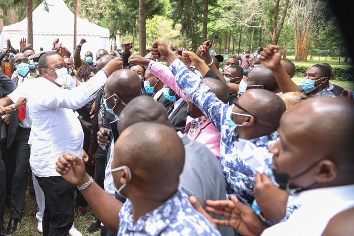 President Uhuru Kenyatta with MCAs at Sagana State Lodge
