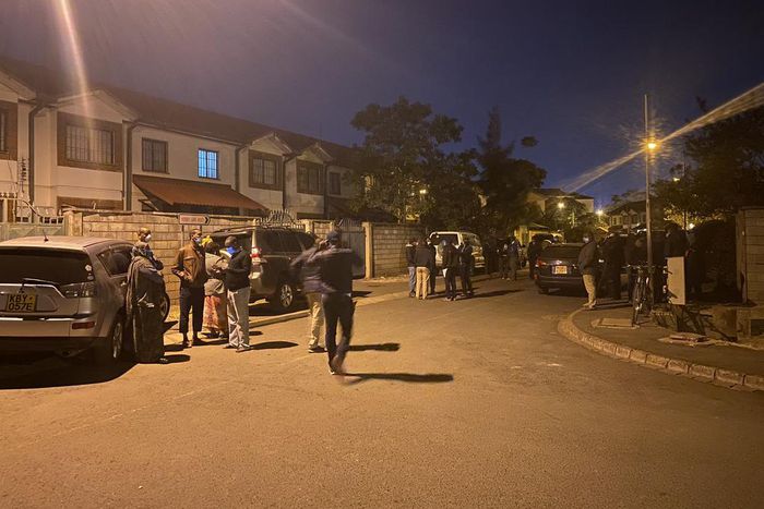 DCI officers camped outside Bomet Senator Christopher Langat's house in Nyayo Estate, Nairobi
