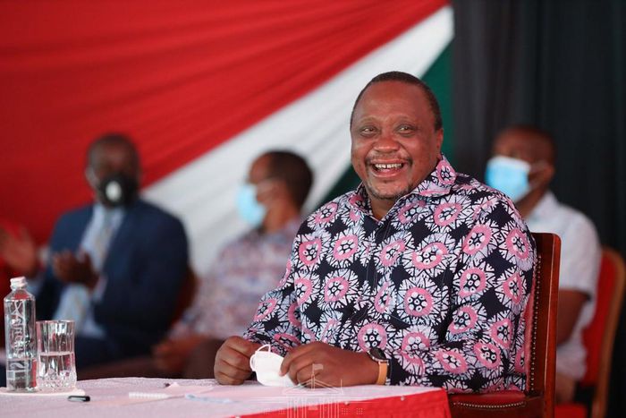 President Uhuru meets over 7000 delegates at Sagana State Lodge