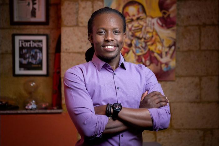 Eugene Mbugua (Left ) Joe Munene Managing Director Broadcast Division The Standard Group, Actor Mwaniki Mageria with the fedora cap and Caroline Wanjiru Production Manager Foods of Kenya