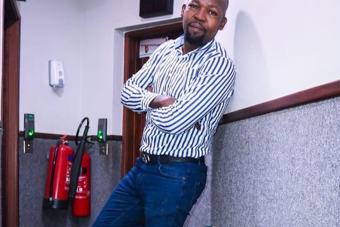 Alex Mwakideu involved in morning accident (Video)