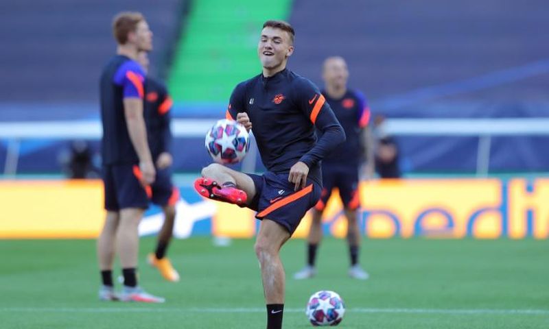 Czech forward Patrik Schick, who spent last season on loan at RB Leipzig, is set to join Bayer Leverkusen from AS Roma