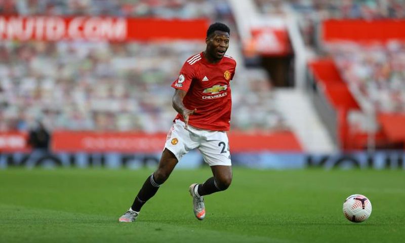 Dutch defender Timothy Fosu-Mensah has signed for Bayer Leverkusen from Manchester United