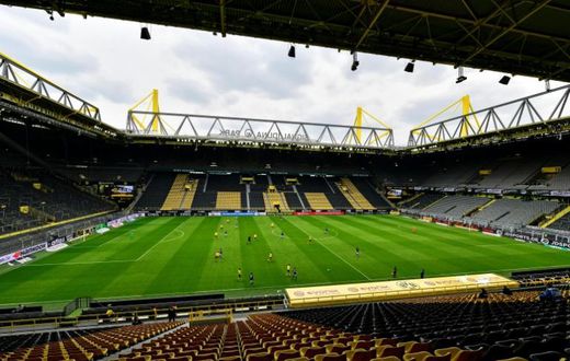 All Bundesliga football and professional sport in Germany will be played behind closed doors from Monday, under new measures announced Wednesday