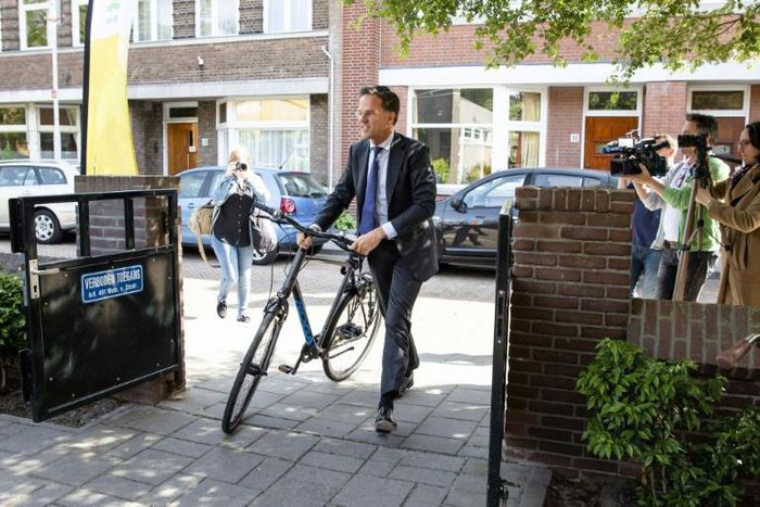 Rutte lives in the same flat he bought after graduating, drives a second-hand Saab when not cycling, and volunteers as a teacher
