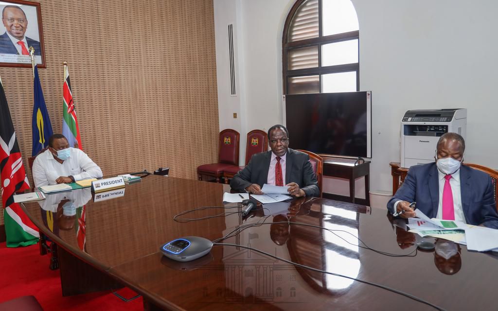 President Uhuru Kenyatta, CoG Chair Wycliffe Oparanya and Health CS Mutahi Kagwe during the Sixth Extraordinary Session of the National and County Governments Co-ordinating Summit