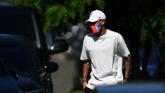 Neymar signs Puma contract