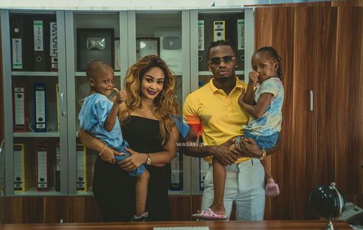 Diamond Platnumz treats Zari & his kids to tour of his Mega Mansion (Courtesy/Wasafi)