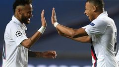 Star roles: Neymar and Kylian Mbappe celebrate