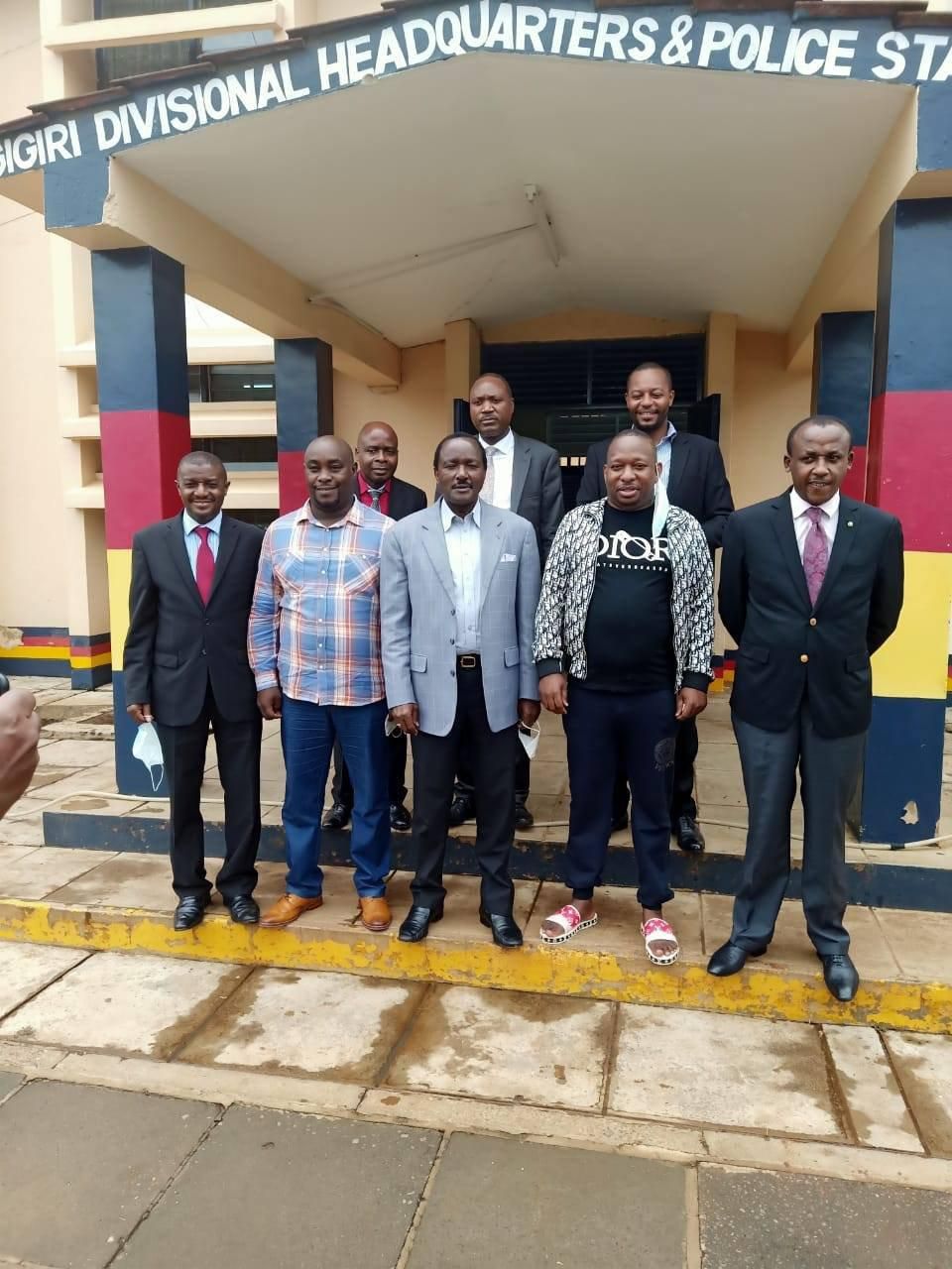 Kalonzo Musyoka leads a section of leaders to visit Mike Sonko in jail