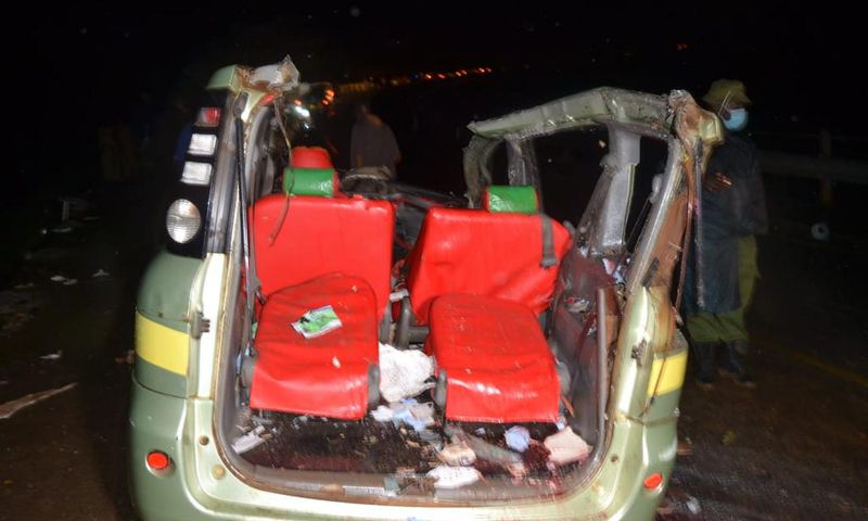 5 dead, 4 seriously injured in grisly accident (Courtesy)