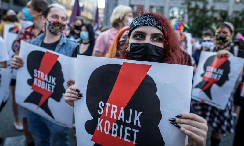 Around two thousand people marched in Warsaw on Friday to protest the government's withdrawal plan