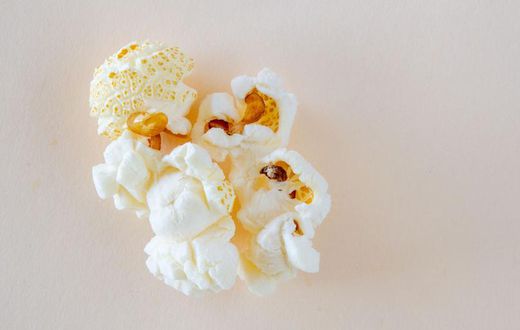 Dr. Pimple Popper Pops a Giant "Popcorn" Blackhead