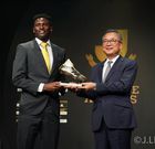 Michael Olunga wins Golden Boot award in Japan (Photos)