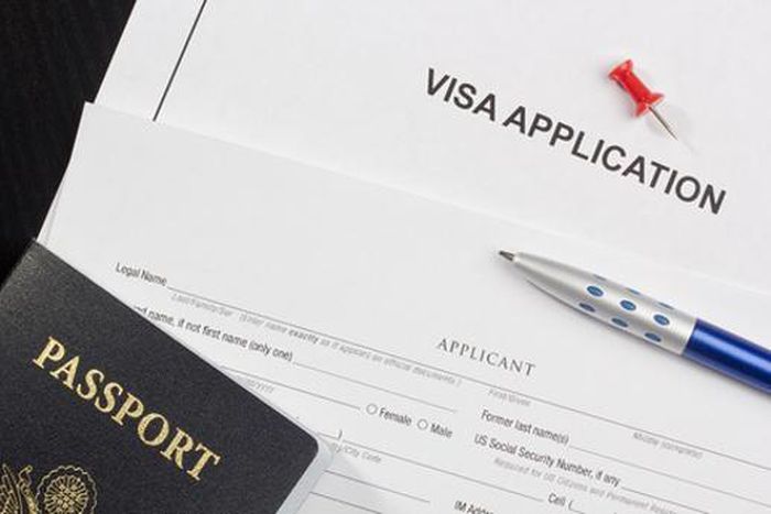 Non-graduates to get work visas to UK