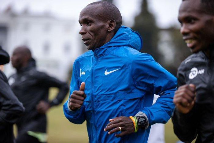 Eliud Kipchoge speaks after finishing 8th in 2020 London Marathon