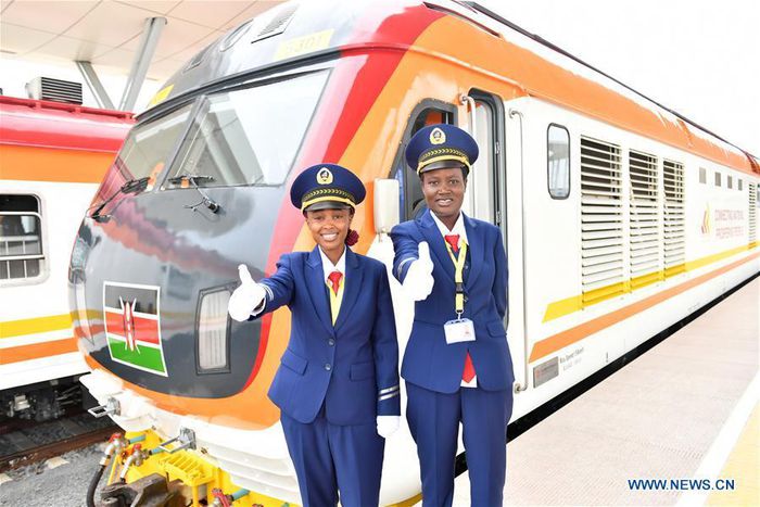 SGR crew dressed in uniform