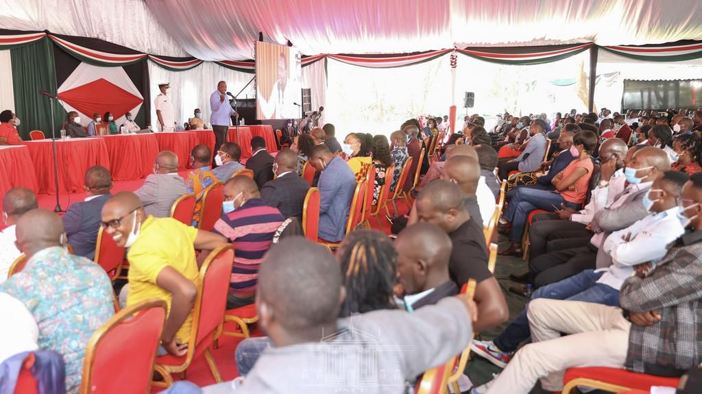 President Uhuru Kenyatta addressing Youth from Mt. Kenya Region at Sagana State Lodge (State House)