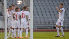 England celebrate Raheem Sterling's late penalty to beat Iceland 1-0