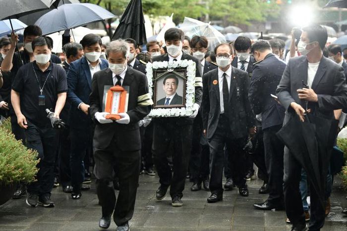 Despite the controversy over his death, the Seoul City government organised a five-day funeral for Park Won-soon