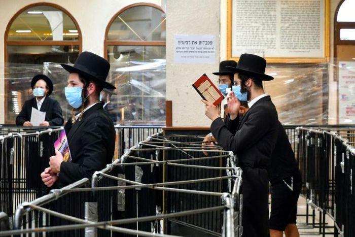 Hasidic Jews visit the tomb of Rabbi Nahman days before the Jewish New Year in the central Ukrainian town of Uman