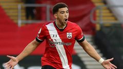 Southampton's Che Adams celebrates scoring against Sheffield United