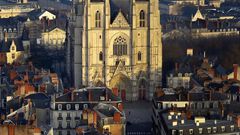 The gothic cathedral in Nantes was last hit by fire in 1972