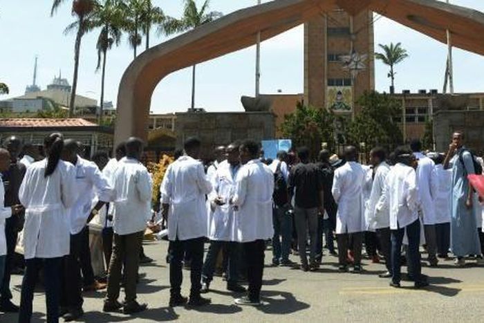 Abia doctors threaten strike over harassment by security operatives