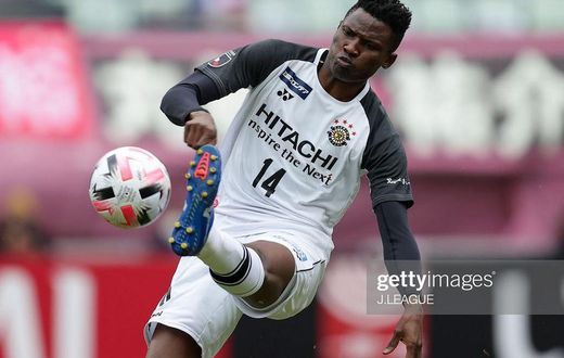 Michael Olunga wins Golden Boot award in Japan (Photos)