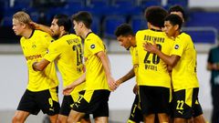 English teenager Jude Bellingham (R) scored on his debut for Borussia Dortmund in the German Cup