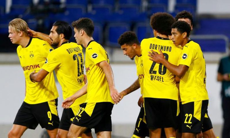 English teenager Jude Bellingham (R) scored on his debut for Borussia Dortmund in the German Cup
