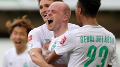 Werder Bremen have sold Dutch midfielder Davy Klaassen back to Ajax, where he started his career