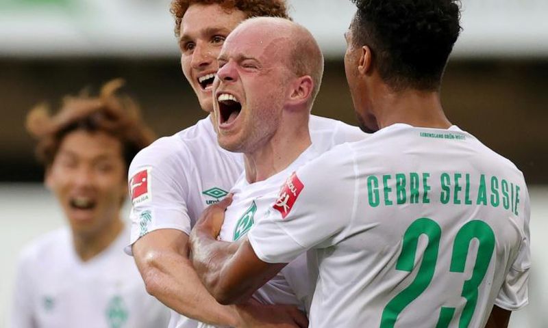 Werder Bremen have sold Dutch midfielder Davy Klaassen back to Ajax, where he started his career