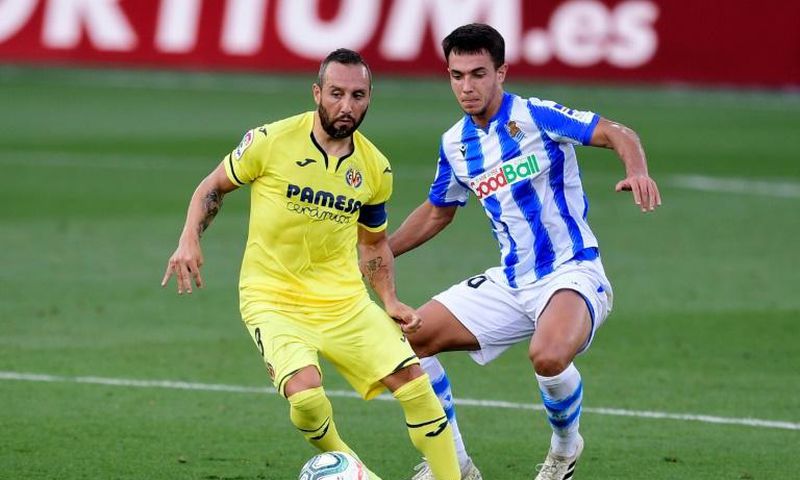 Santi Cazorla has joined Qatari side Al-Sadd from Spanish club Villarreal