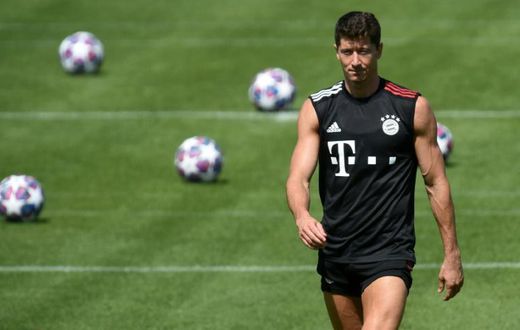 Bayern Munich striker Robert Lewandowski is one of those who would have been a major contender to win the Ballon d'Or this year, but the award has been cancelled for 2020 due to the pandemic