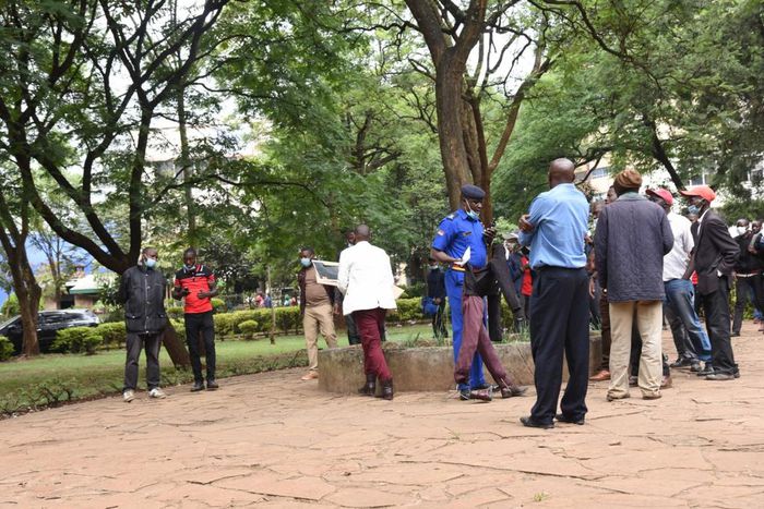 Police disperse protestors in Nairobi’s Jeevanjee Gardens