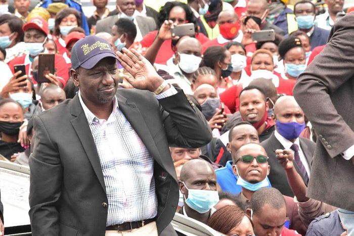 Kwani watado? DP William Ruto's message after making triumphant landing in Kisii