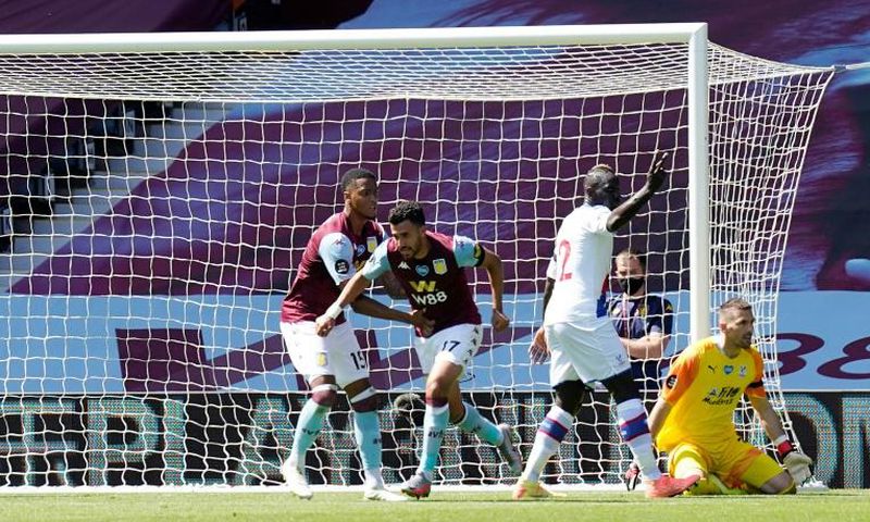 Aston Villa's Trezeguet (C) scored twice against Crystal Palace