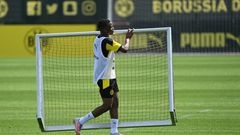 Borussia Dortmund wunderkind Youssoufa Moukoko, 15, could become the youngest player in Champions League history next month