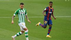Real Betis' Paraguayan forward Antonio Sanabria (L) has signed for Italian club Torino.