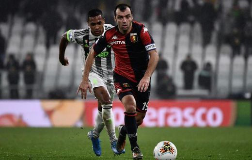 Goran Pandev, pictured here playing against Juventus, set Genoa on the way to a big win over SPAL