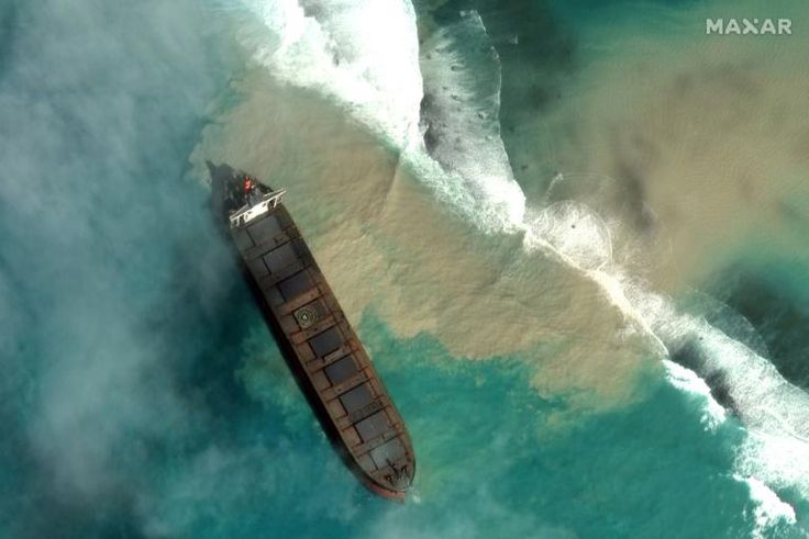 The environment ministry announced this week that oil had begun seeping from the hull