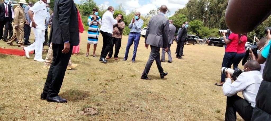 Uhuru arrives at Sagana ahead of Saturday’s meeting