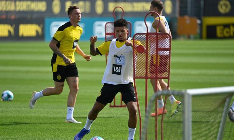 Borussia Dortmund say there has been "no contact" with Manchester United over England winger Jadon Sancho.