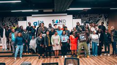 Group photo of the learners and Sol Generation team