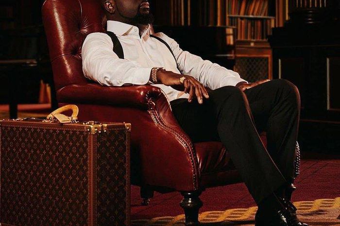 Sarkodie's No Pressure album cover