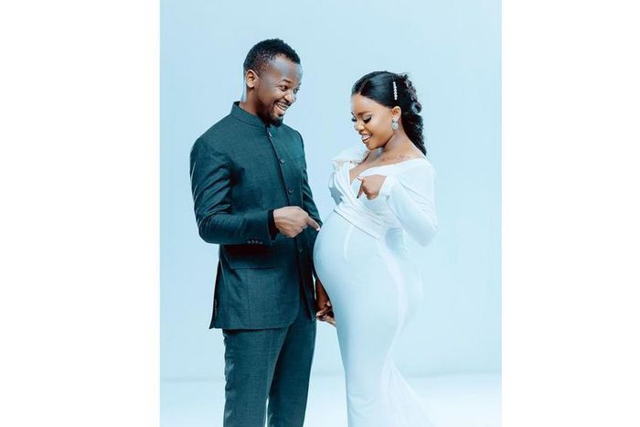 "G lilibaki kama jina la kufikirika, mimi na Mama yake tulikuwa tunalitumia (Baba G/Mama G) wakati mtu mwenyewe hayupo," read the caption on Francis Ciza aka Majizzo on his instagram account after the birth of their son.