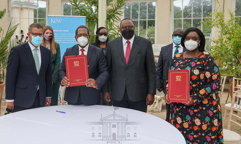 President Uhuru Kenyatta held bilateral talks with COP26 President-Designate Alok Sharma and his delegation that included British High Commissioner to Kenya Jane Marriott at Kew Gardens in London