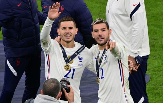 Lucas Hernandez (L) won the Nations League title with France on Sunday alongside his brother Theo (R)